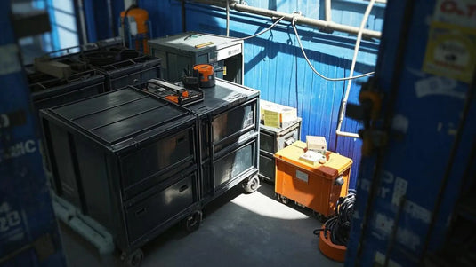 Understanding the Weight Capacity of Heavy-Duty Storage Bins: How Many Pounds Per Foot?